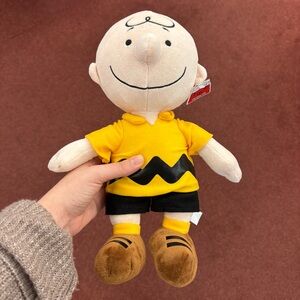 Charlie Brown Peanuts Plush NWT 12” Discontinued - Official Snoopy